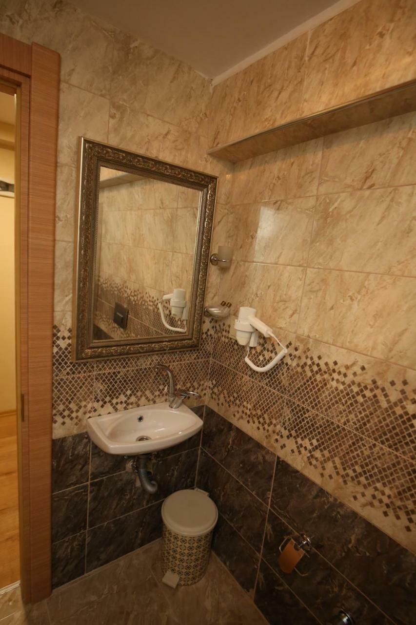 Yues Hotel Istanbul Eksteriør billede